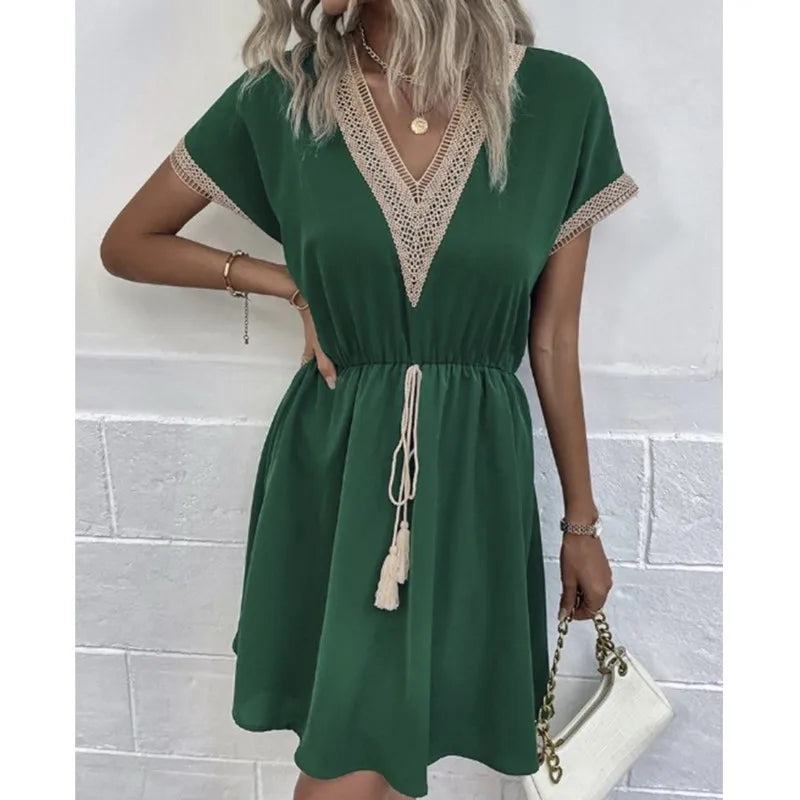 Julia Fashion - Fresh and Sweet Solid Color Short Sleeve Lace V-Neck Panel Mini Dress