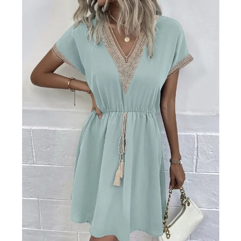 Julia Fashion - Fresh and Sweet Solid Color Short Sleeve Lace V-Neck Panel Mini Dress