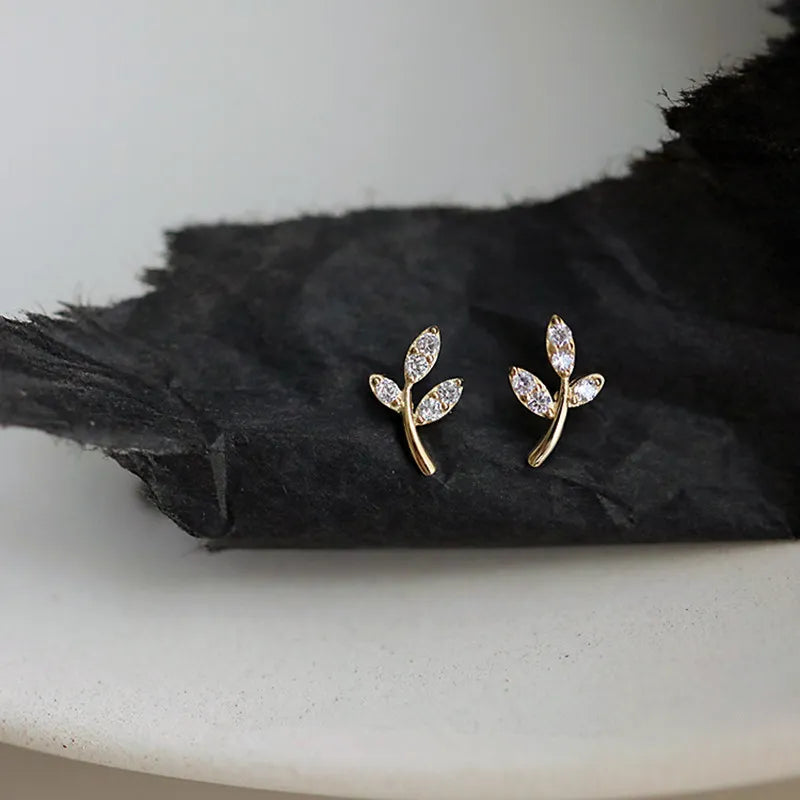 JuliaFashion-Classic 14k Gold Plating Leaf Stud Earrings