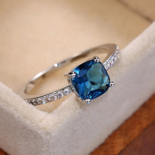 JuliaFashion-Minimalist Pinky Engagement Jewelry Ring