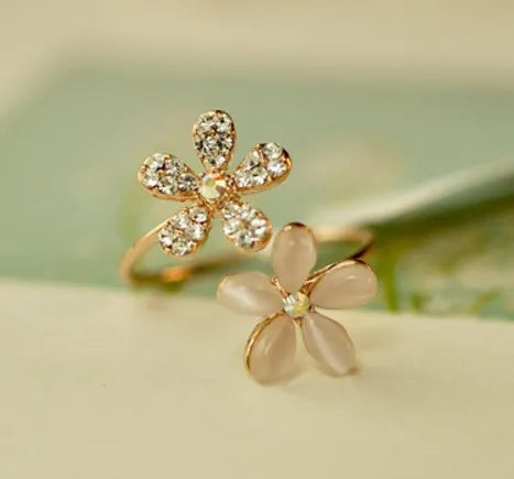 JuliaFashion-Cute Brand Opal Daisy Adjustable Ring